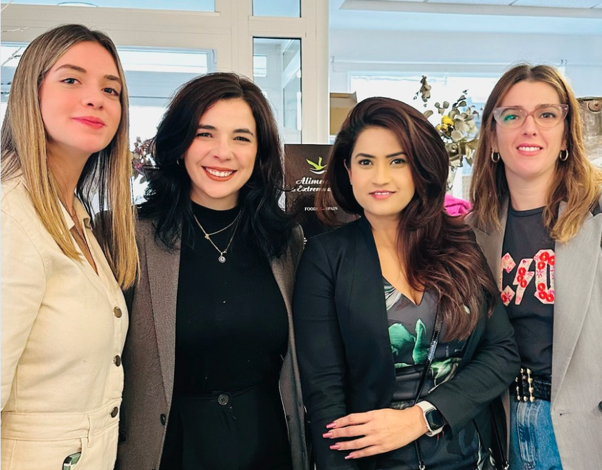 The Oraanj Interiors leadership and design mentors welcoming interns into a supportive creative environment, focused on real-world interior design learning.